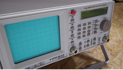 Spectrumanalyzer HAMEG HM5510